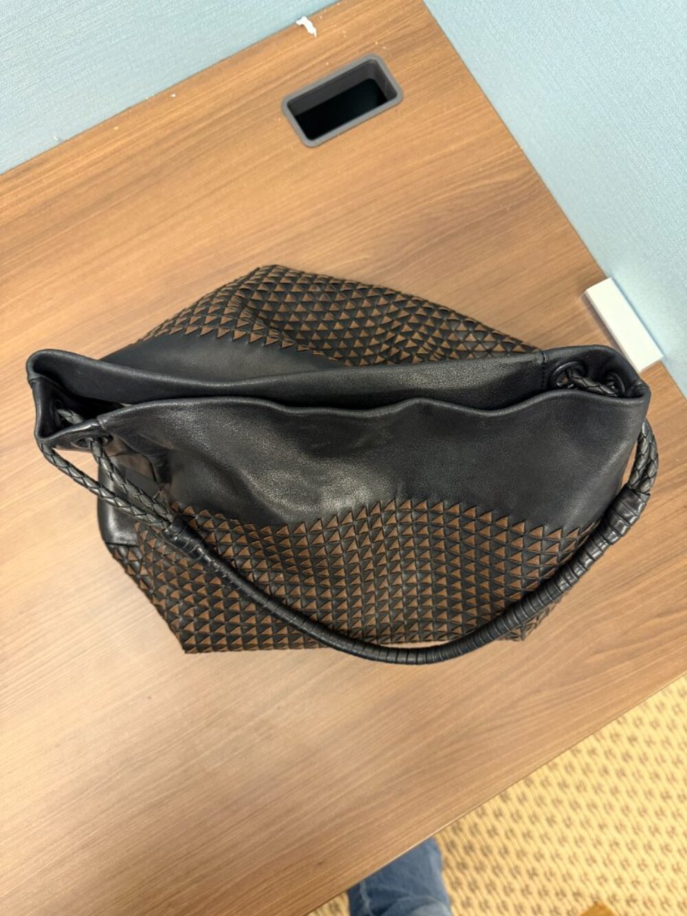 BOTTEGA VENETA Intrecciato Hand Bag Tote Bag Shoulder Bag Leather Brown Large - Picture 4 of 8